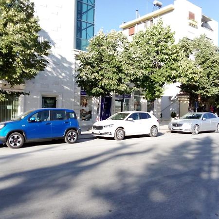 Vilma Apartment Berat Exterior photo