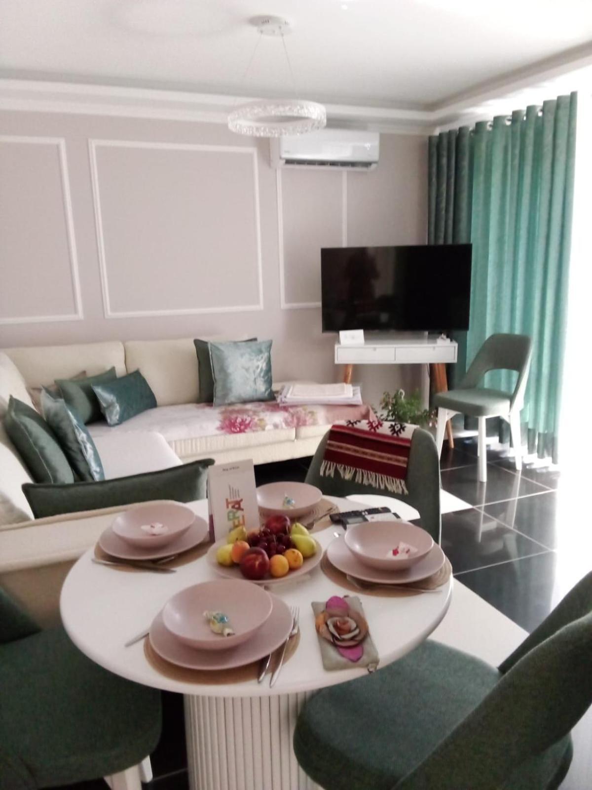 Vilma Apartment Berat Exterior photo